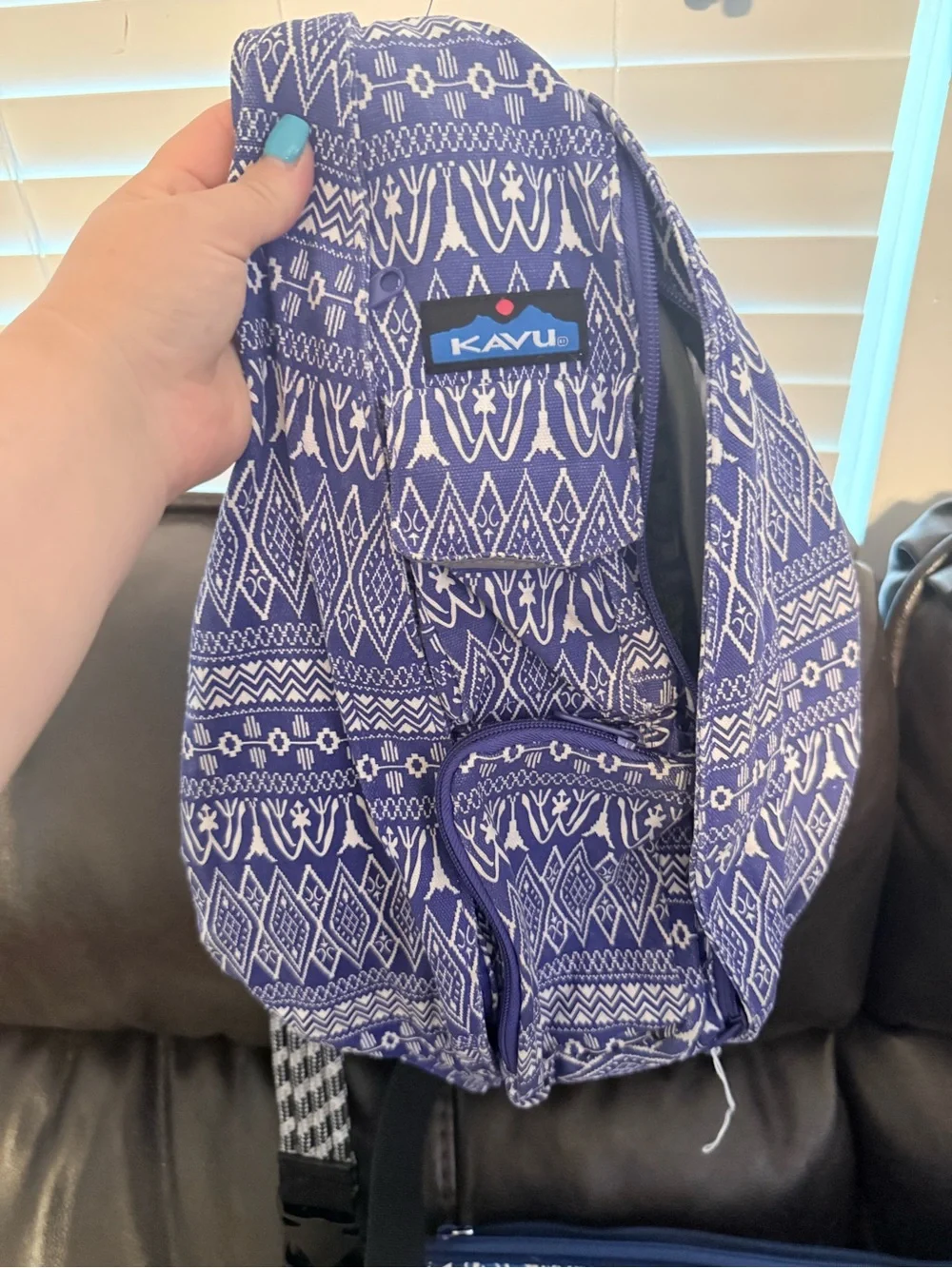 Kavu Women's purple and White Patterned Sling Bag